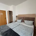 Pensionat Deutscher Hof 3*