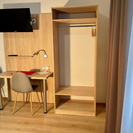 Гостевой дом Deutscher Hof Плауэн