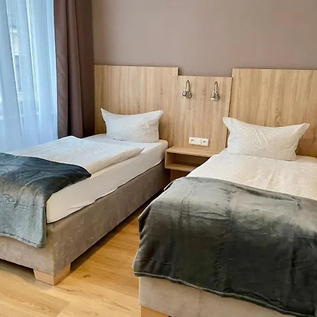 Deutscher Hof 3*