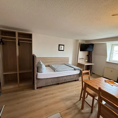 Deutscher Hof Affittacamere 3*