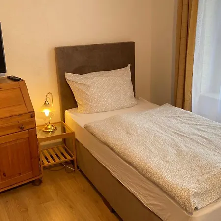 Deutscher Hof Гостевой дом 3*