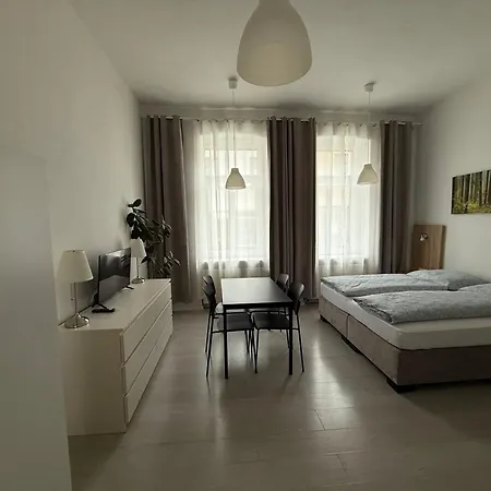 Deutscher Hof Гостевой дом 3*