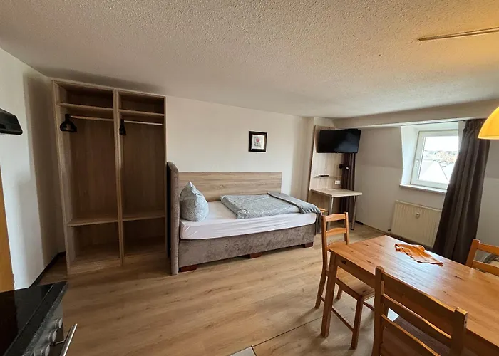 Deutscher Hof Πανσιόν 3*